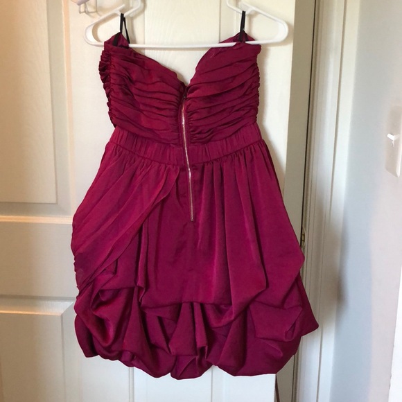 Bebe cocktail dress - Picture 2 of 3